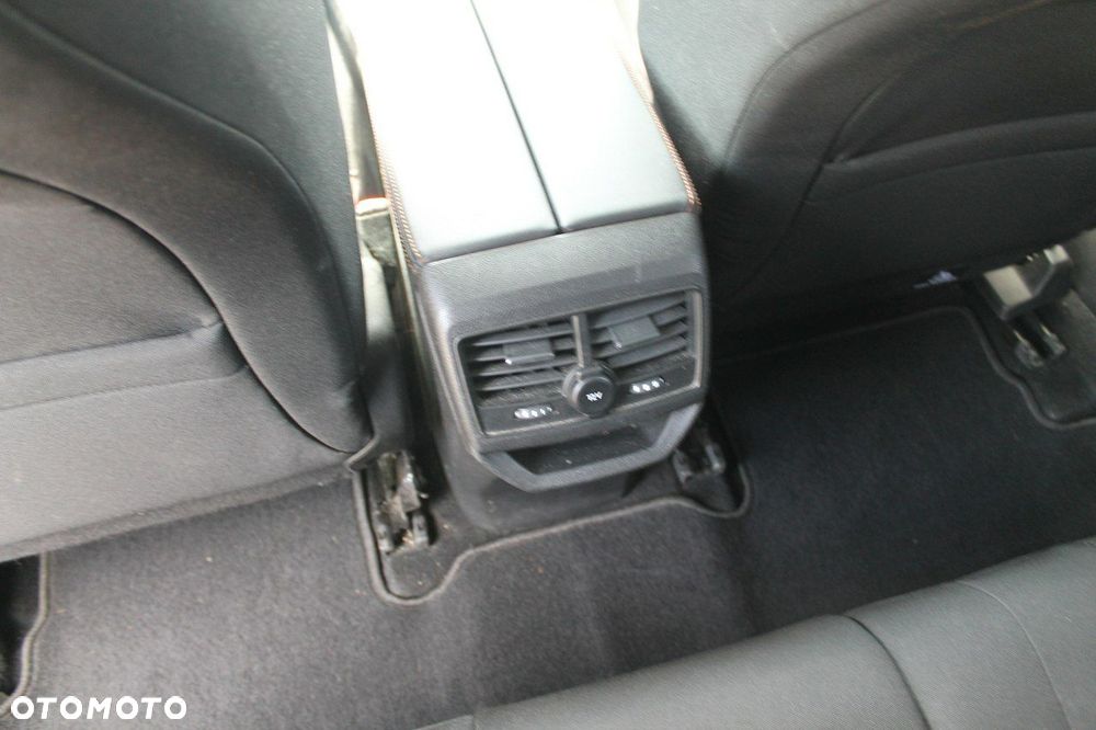 Peugeot 3008 - 12