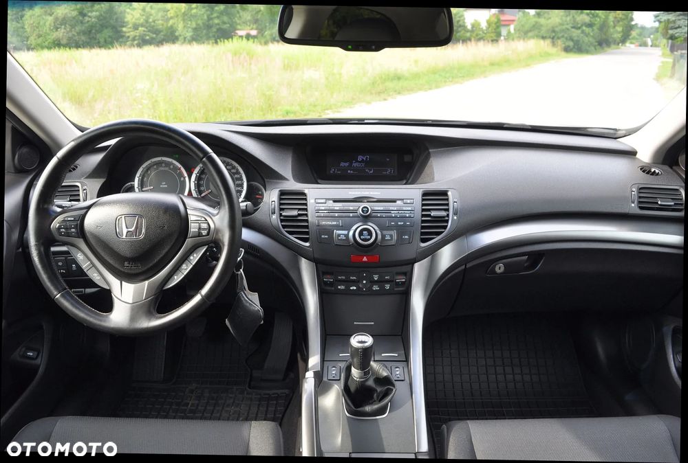 Honda Accord 2.0 Elegance 50 Jahre Edition - 19