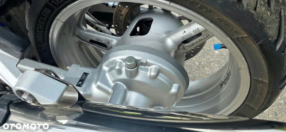 Yamaha FJR - 20
