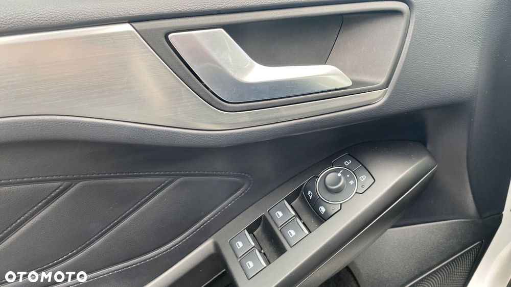 Ford Focus 1.5 EcoBlue Titanium X - 15