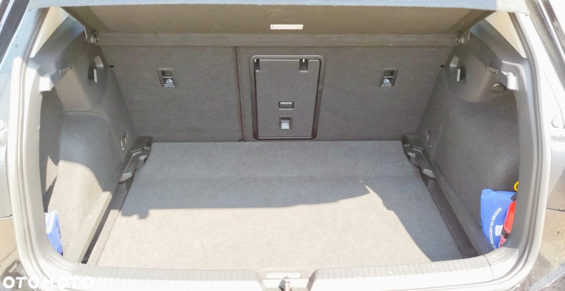 Volkswagen Golf - 15