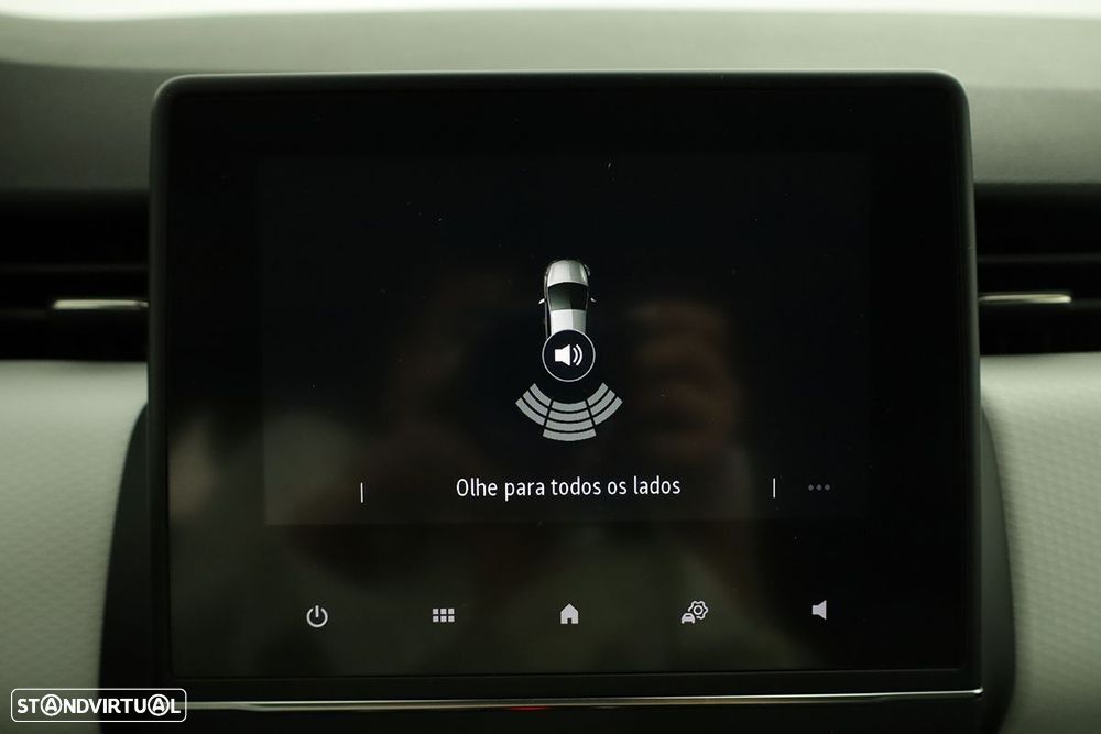 Renault Clio 1.0 TCe Evolution - 12