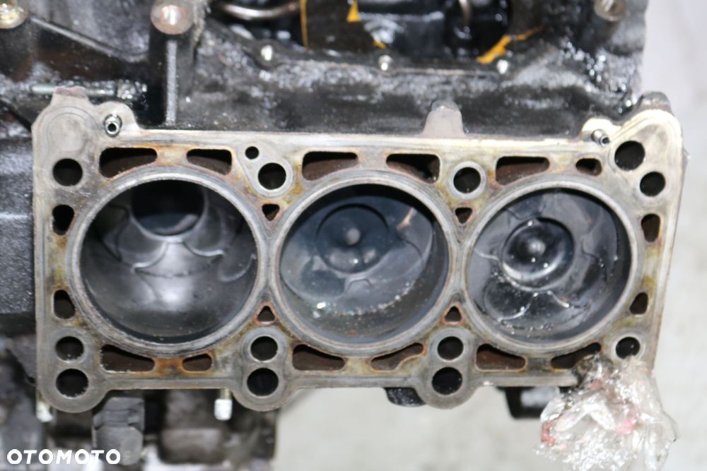SILNIK DÓŁ BAU AUDI A6 C5 2.5 TDI - 2