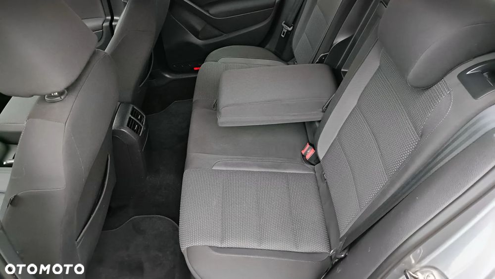 Volkswagen Golf 1.6 Edition - 8