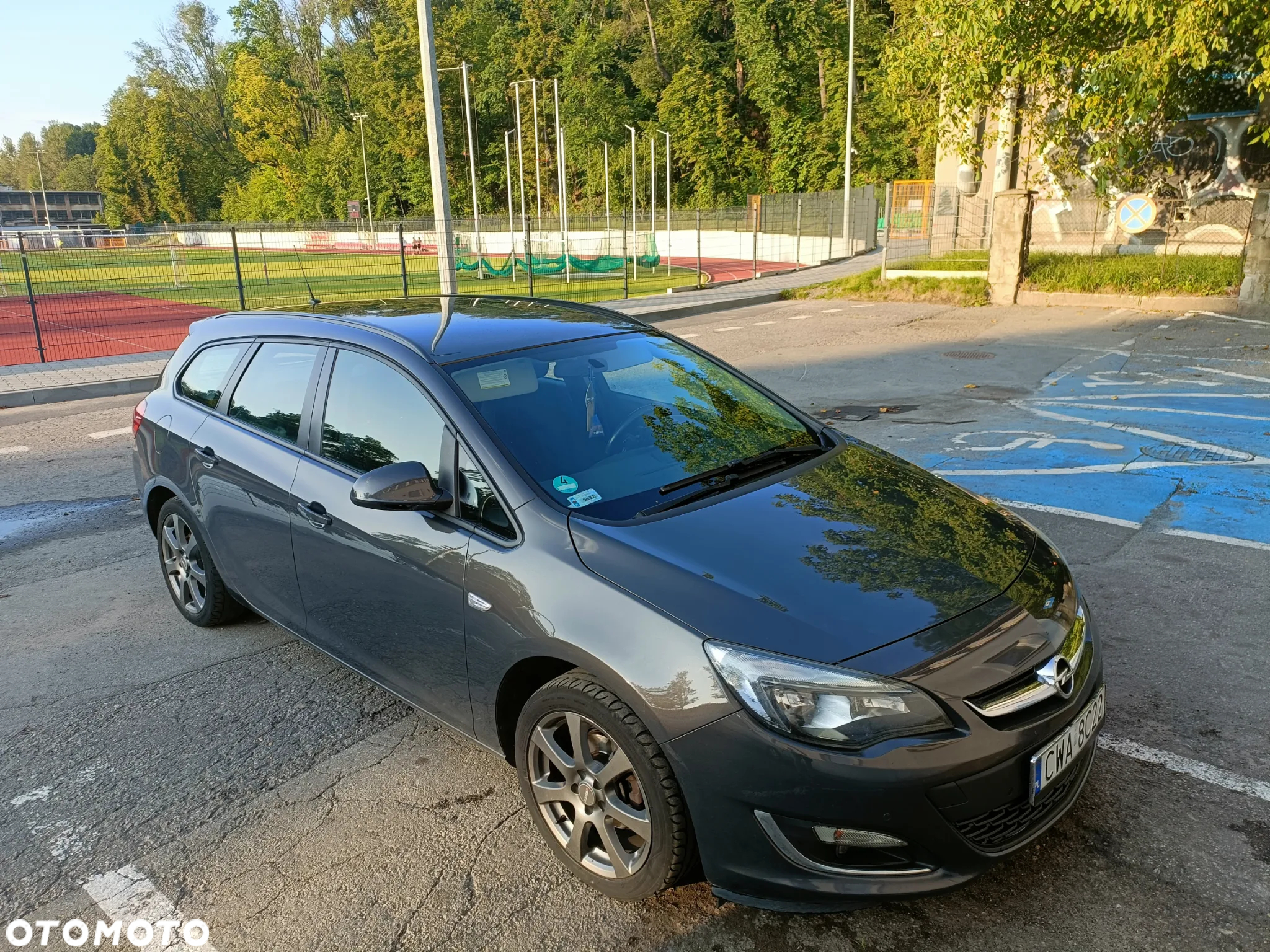 Opel Astra IV 1.4 T Sport EU6 - 2