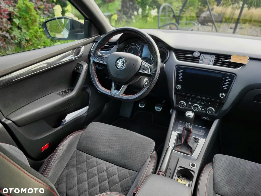 Skoda Octavia 2.0 TSI RS 230 - 6