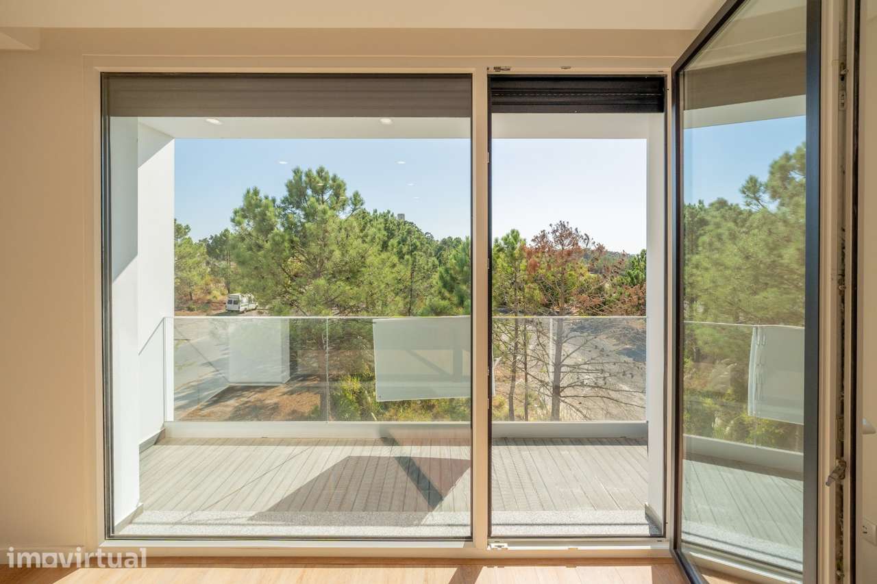 Apartamento T3 | Último Piso | Piscina na Cobertura | 30 min. Lisboa - Grande imagem: 5/39
