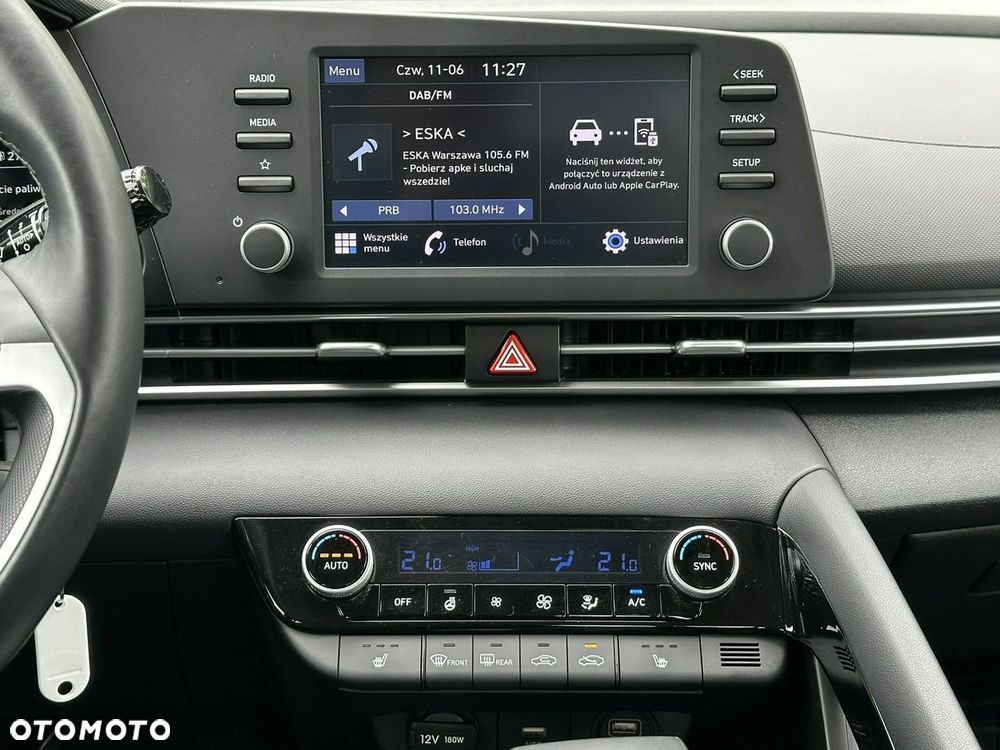 Hyundai Elantra - 27