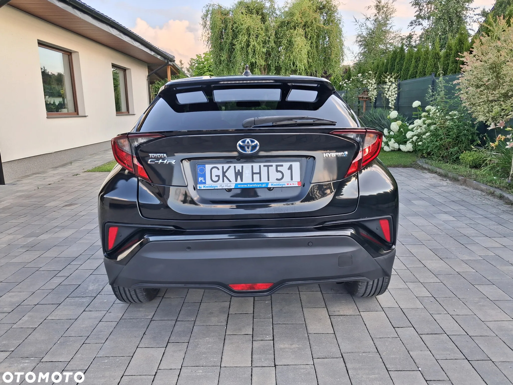 Toyota C-HR - 4