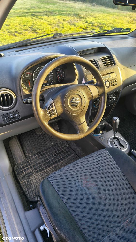 Suzuki SX4 - 5