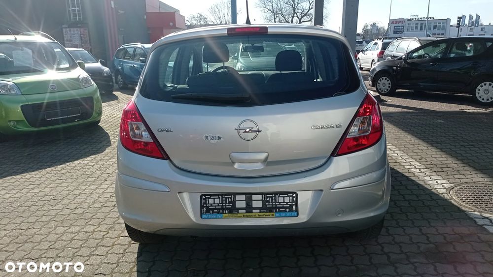 Opel Corsa 1.2 16V Enjoy - 16