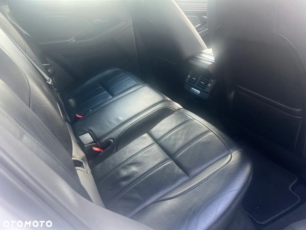Land Rover Range Rover Evoque - 19