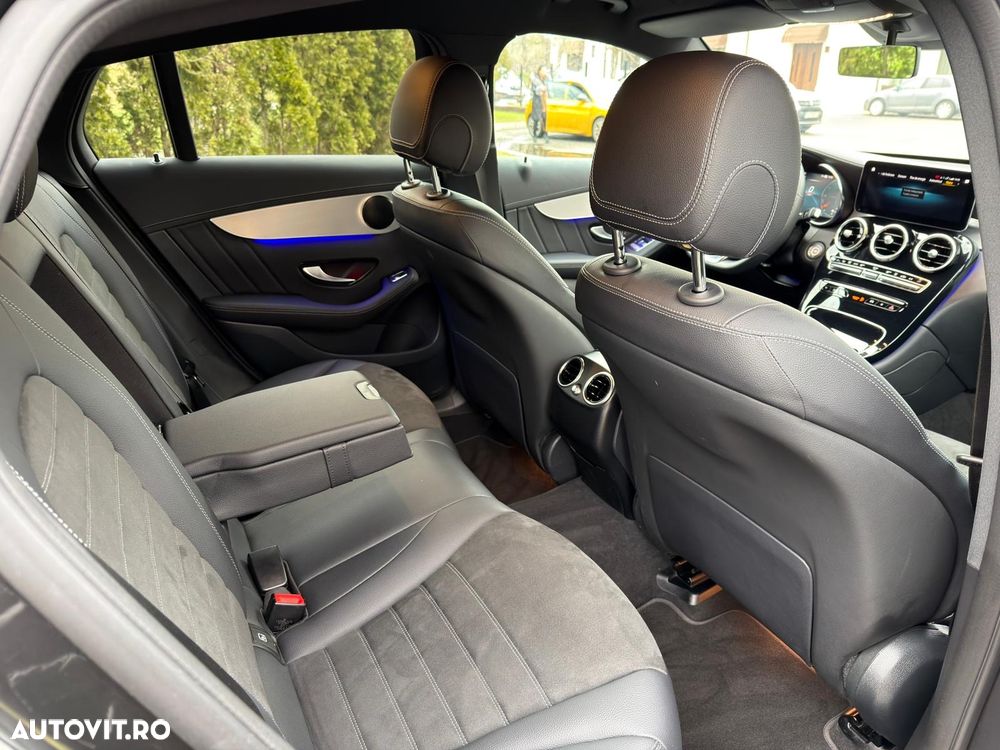 Mercedes-Benz GLC Coupe 300 4MATIC - 18