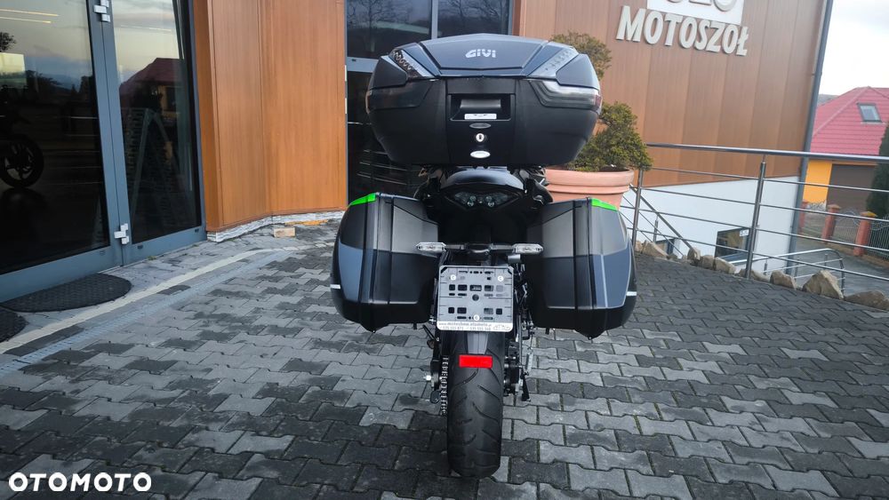 Kawasaki Versys 650 - 8