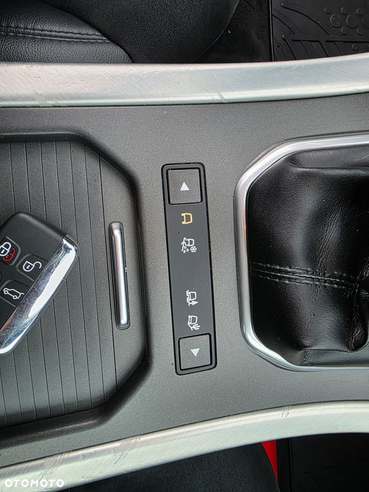 Land Rover Range Rover Evoque - 26