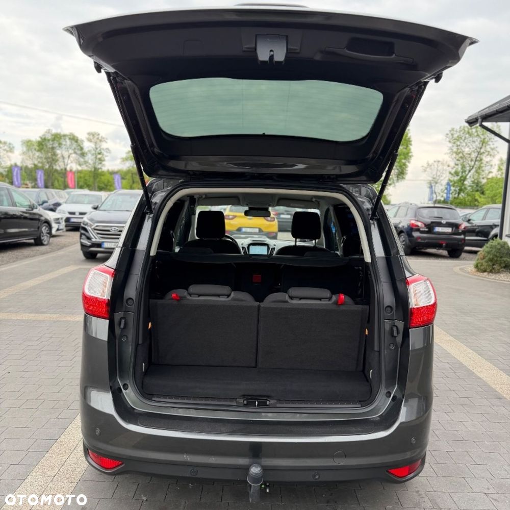 Ford Grand C-MAX - 20