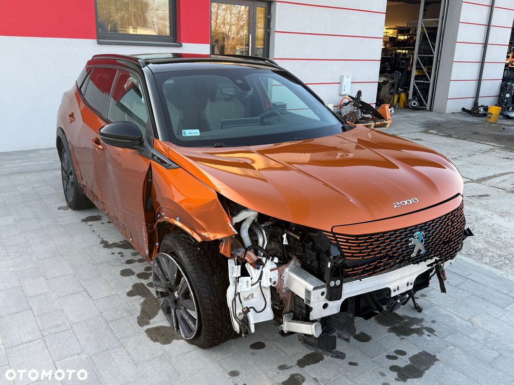 Peugeot 2008 GT Line - 4