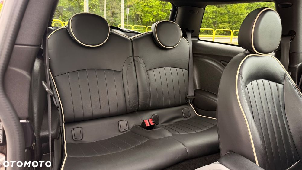 MINI Cooper S 50 Camden - 24