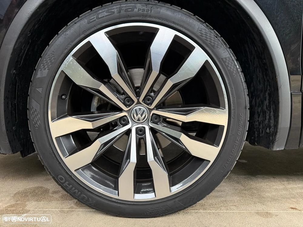 VW Tiguan 2.0 TDI R-Line - 4