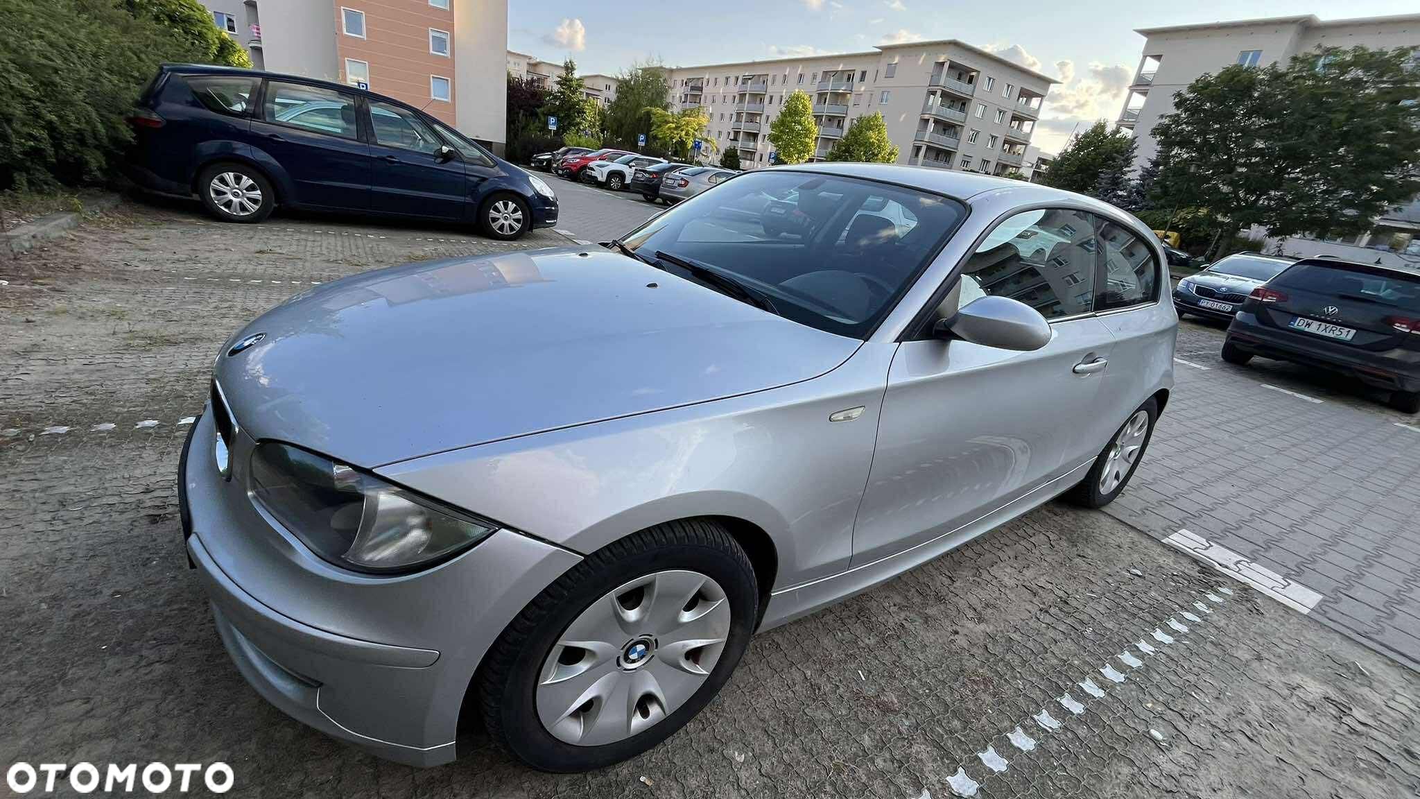 BMW Seria 1 - 1