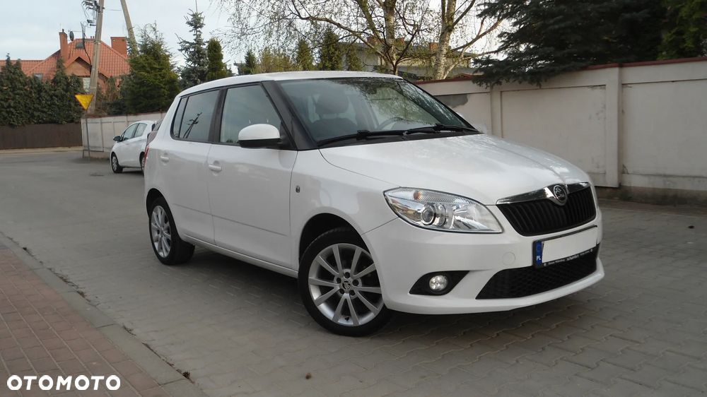 Skoda Fabia 1.4 16V Elegance Plus - 2