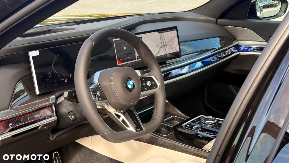 BMW Seria 7 740d xDrive mHEV Individual Edition sport - 19