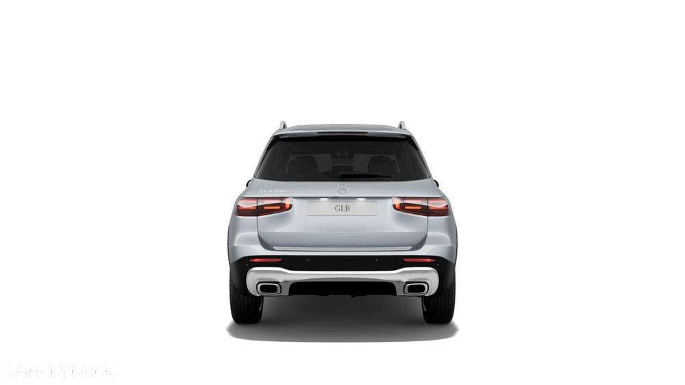 Mercedes-Benz GLB - 16