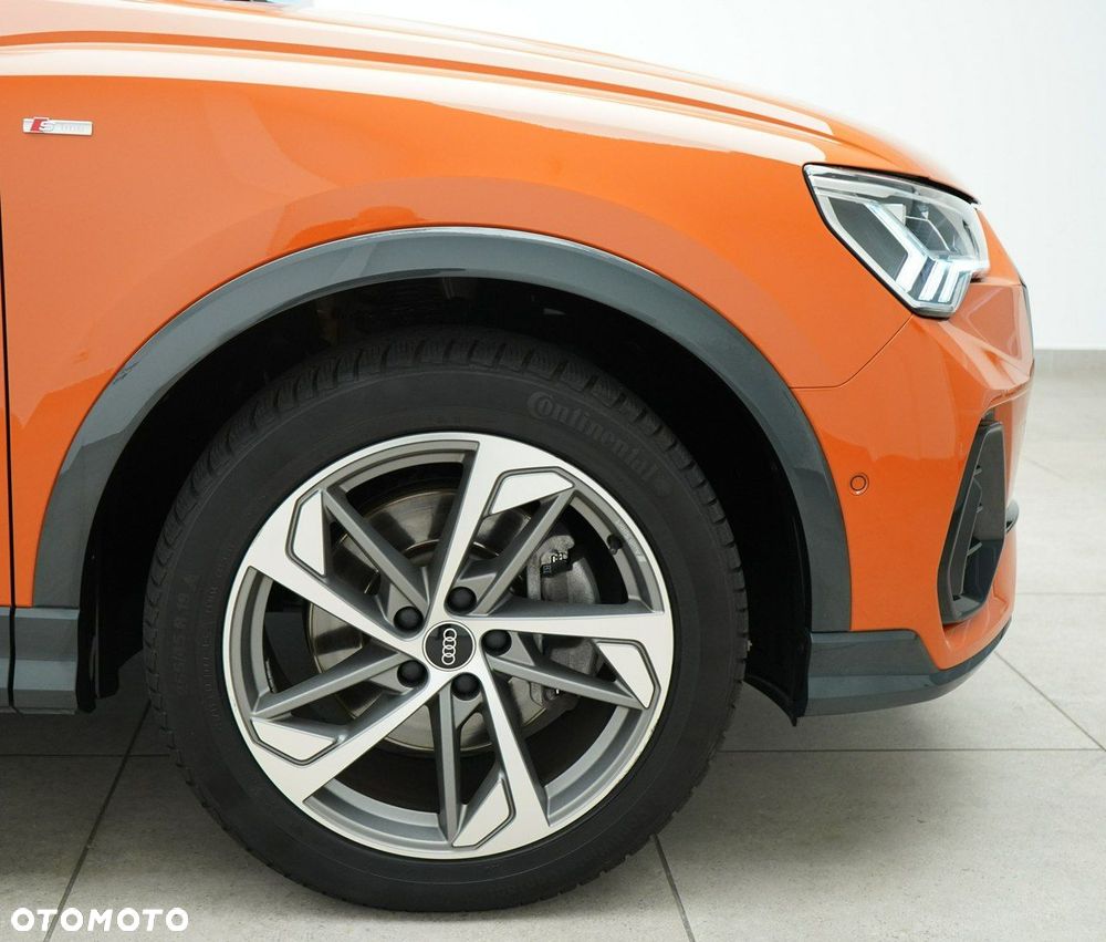 Audi Q3 Sportback - 11