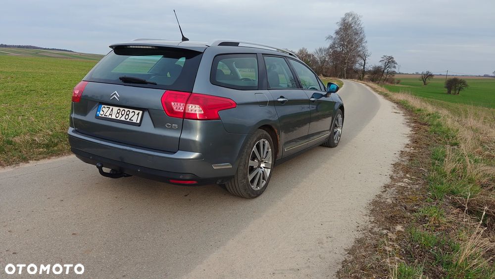 Citroën C5 2.0 16V Confort - 4