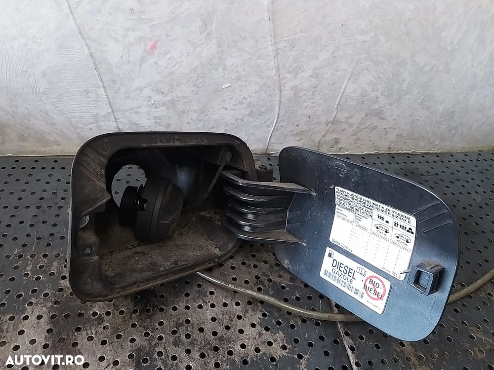 Capac usita rezervor cu buson skoda superb 2 3t facelift 1k0010497c - 2