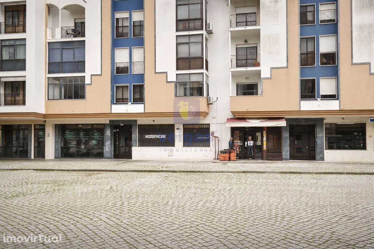 LOJA PARA INVESTIMENTO – SOBRALINHO (ALVERCA DO RIBATEJO) - Grande imagem: 3/4