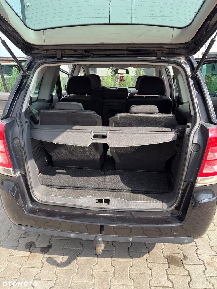 Opel Zafira 1.9 CDTI - 16
