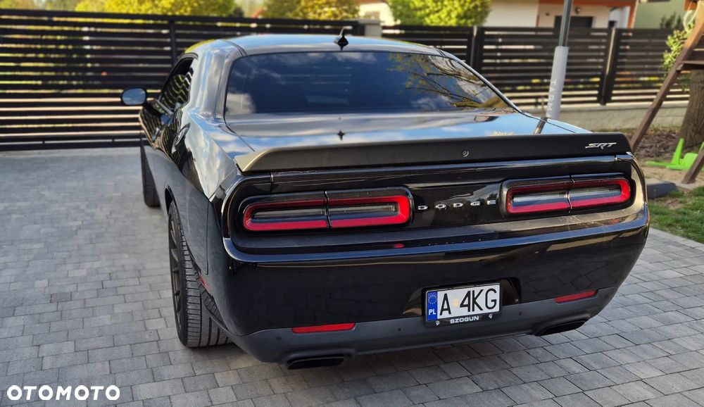 Dodge Challenger 6.2 Hellcat - 19