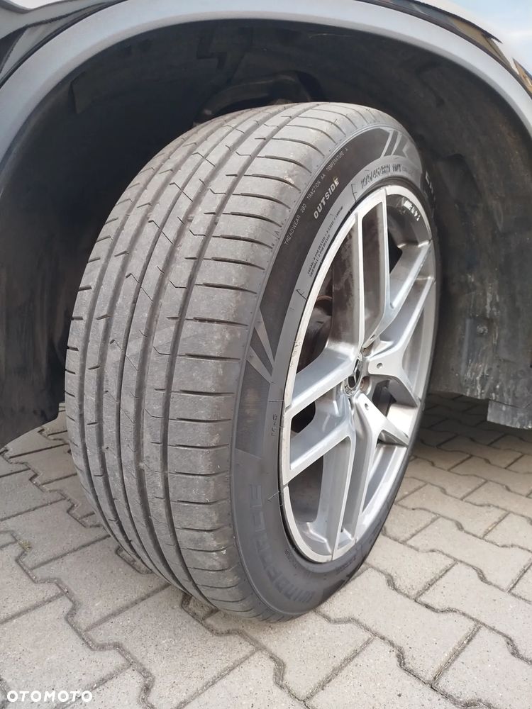 Mercedes-Benz GLE 350 d Coupe 4Matic 9G-TRONIC AMG Line - 25