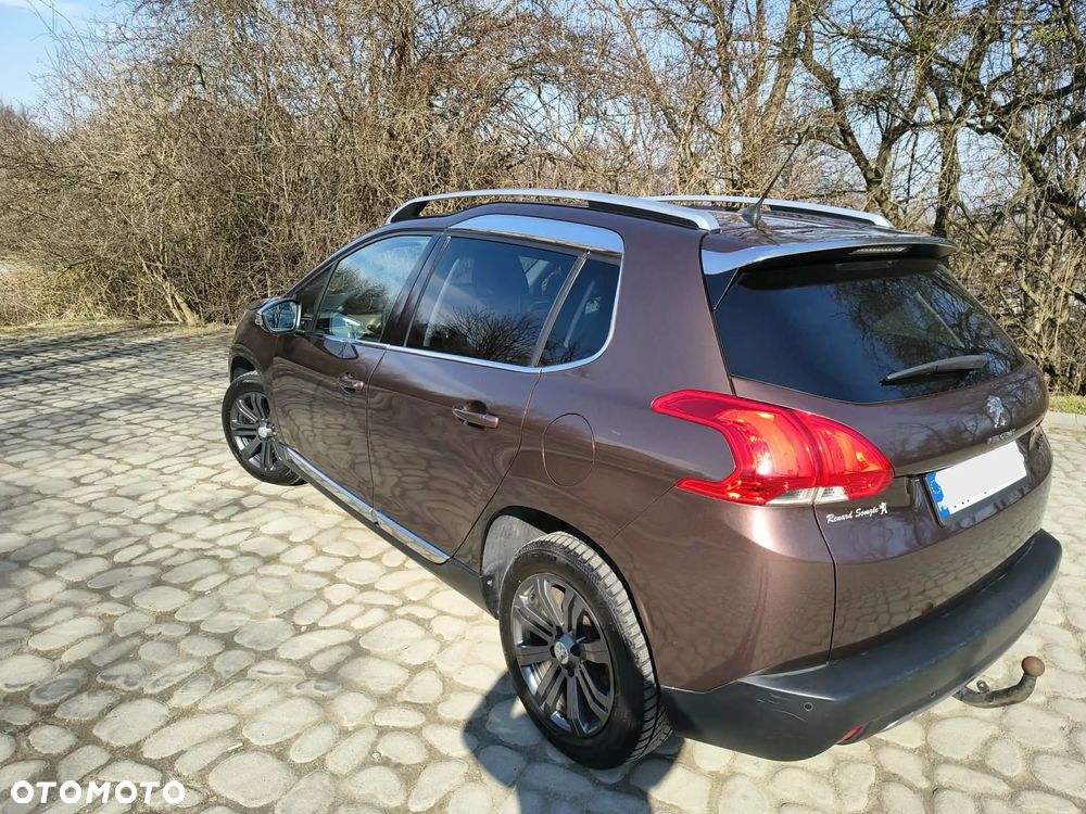 Peugeot 2008 1.6 e-HDi Allure S&S - 3