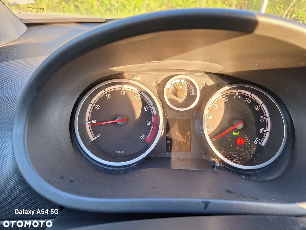 Opel Corsa 1.4 16V Enjoy - 7