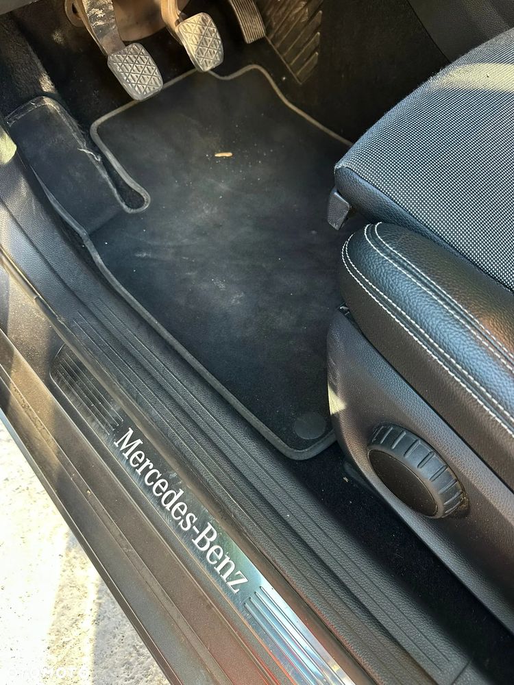 Mercedes-Benz Klasa A 200 (BlueEFFICIENCY) - 14
