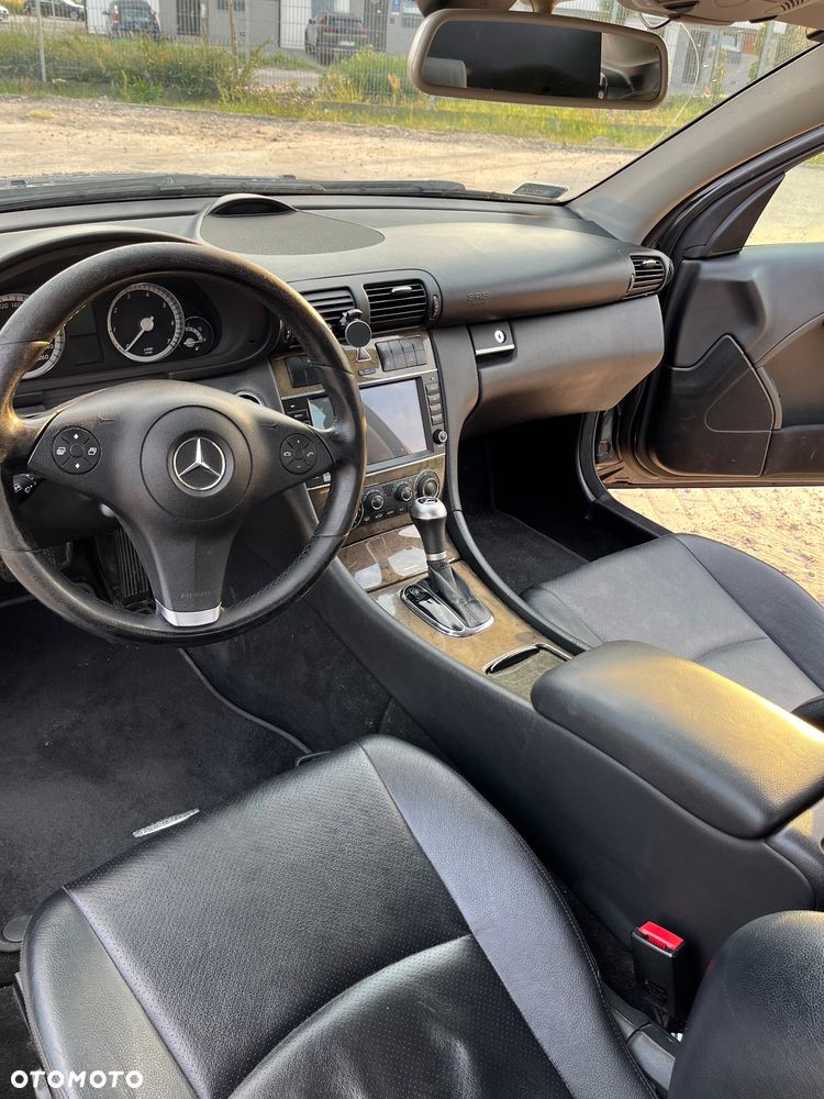 Mercedes-Benz CLC - 11