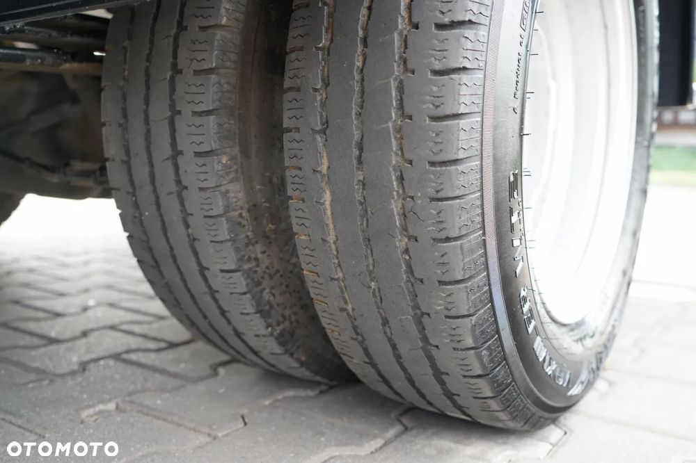 Mercedes-Benz SPRINTER 315 CDI / KONTENER 4,4 M / WINDA 750 / BLIŹNIAK / SPROWADZONY - 23