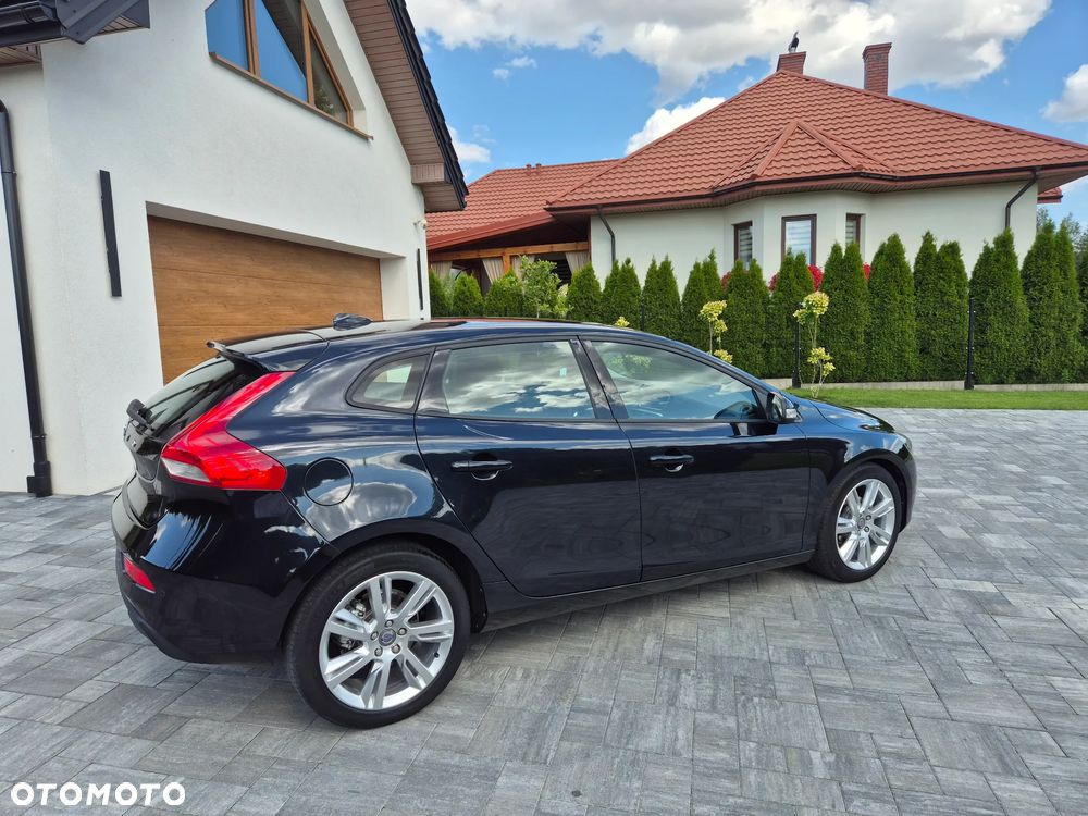 Volvo V40 D2 Kinetic - 17
