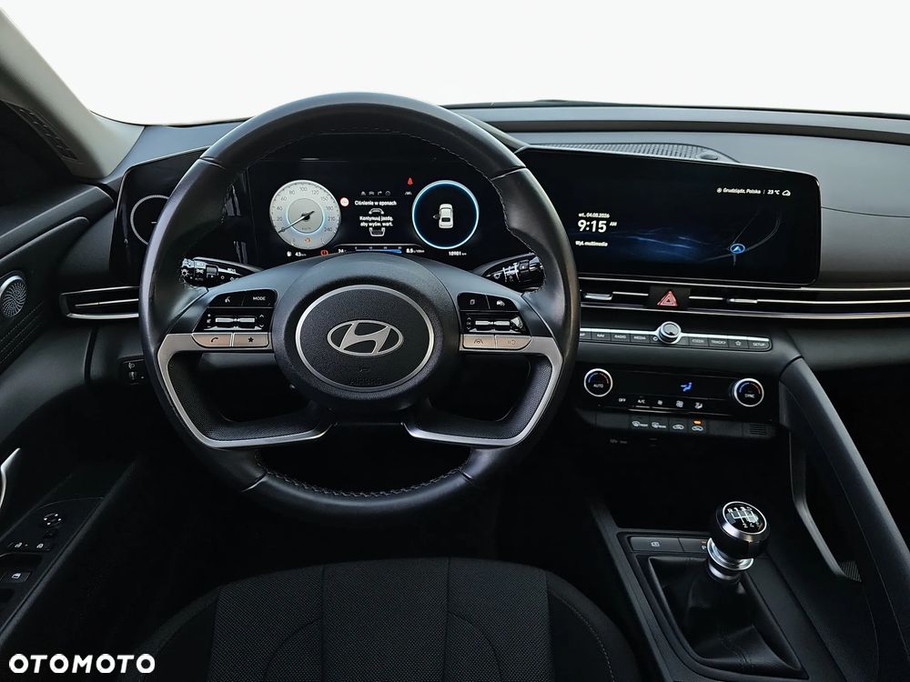 Hyundai Elantra 1.6 Modern - 4