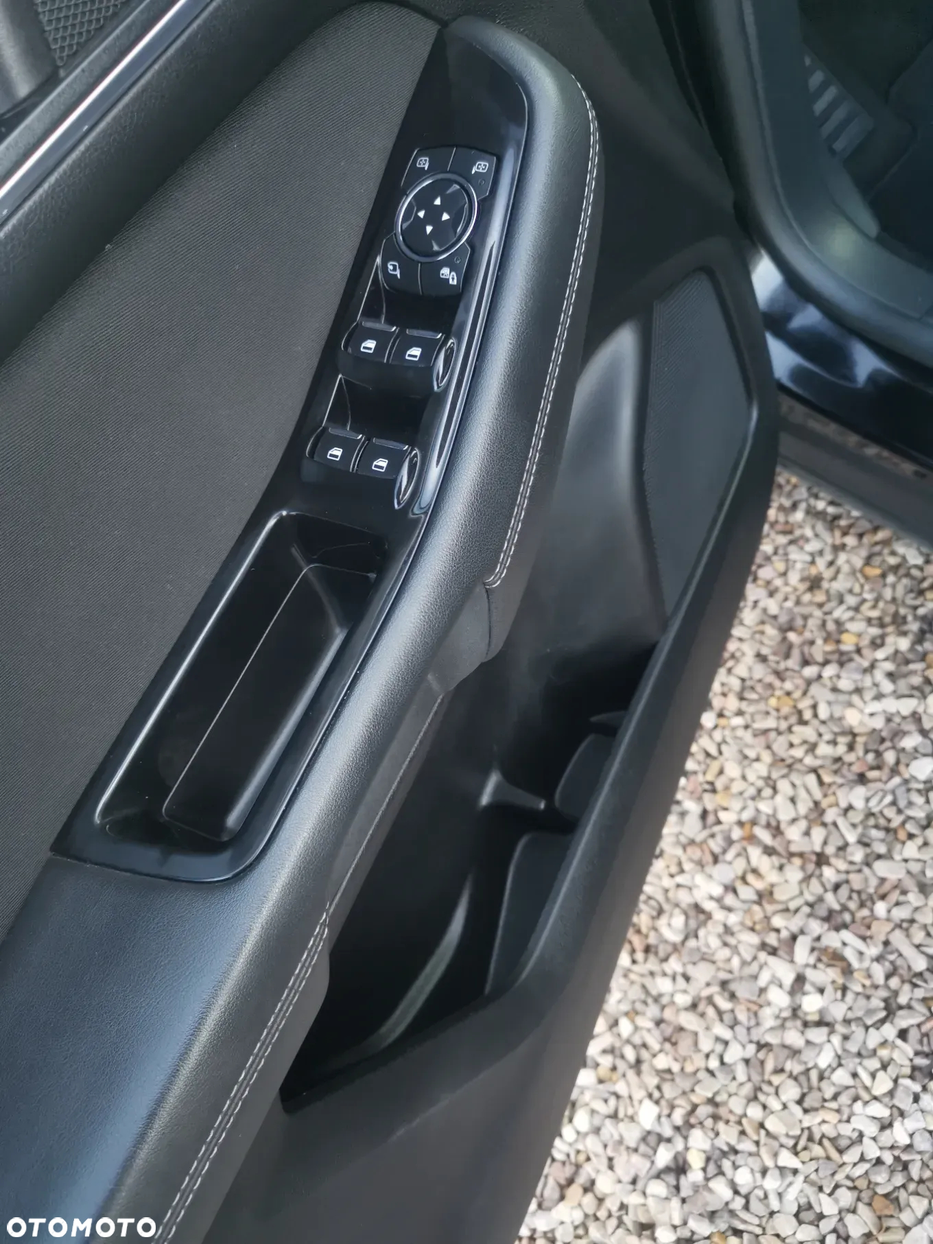 Ford S-Max 2.0 EcoBlue Titanium - 19