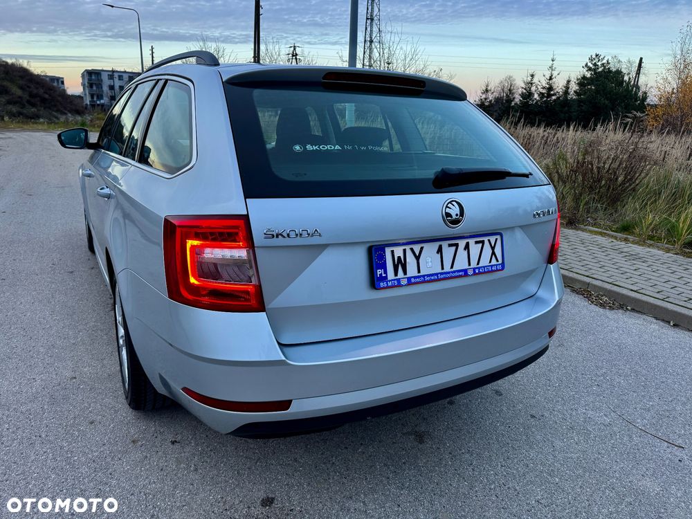 Skoda Octavia 2.0 TDI Style DSG - 16