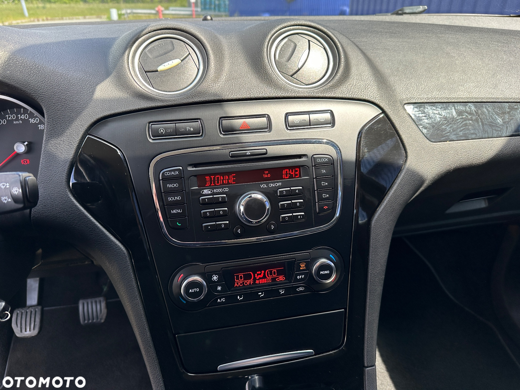 Ford Mondeo 1.6 TDCi ECOnetic Ambiente - 19