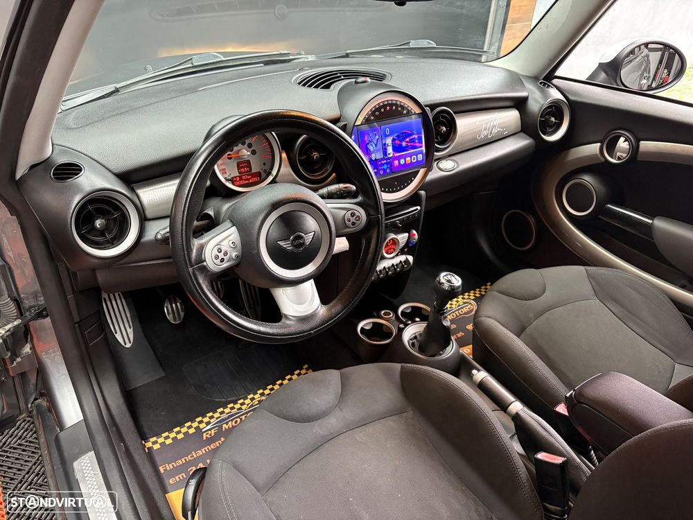 MINI 3 Portas Cooper S - 29