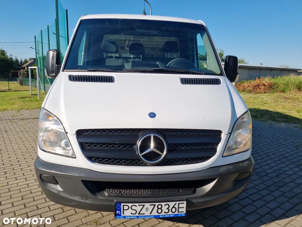 Mercedes-Benz Sprinter - 2