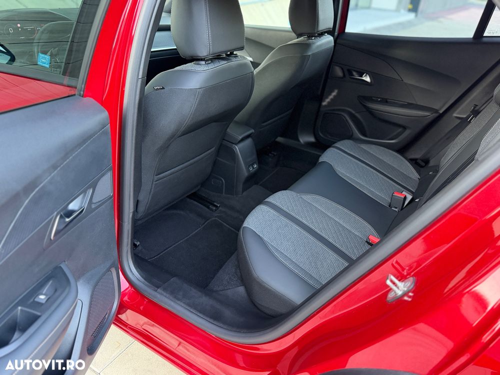 Peugeot 2008 Hybrid 145 e-DSC Allure - 19