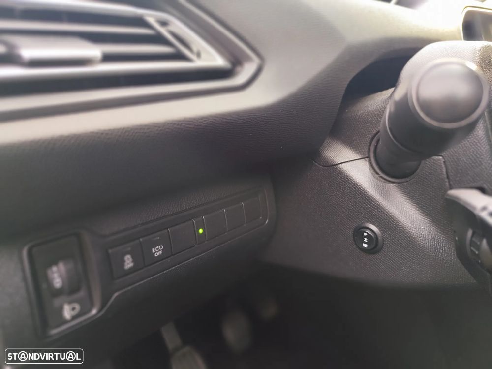 Peugeot 308 SW BlueHDi 120 Stop & Start Style - 15