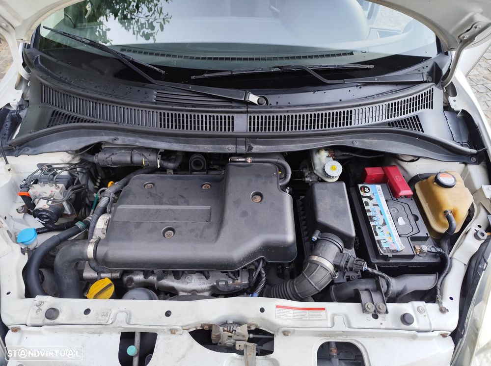 Suzuki Swift 1.3 DDiS Quiksilver - 14