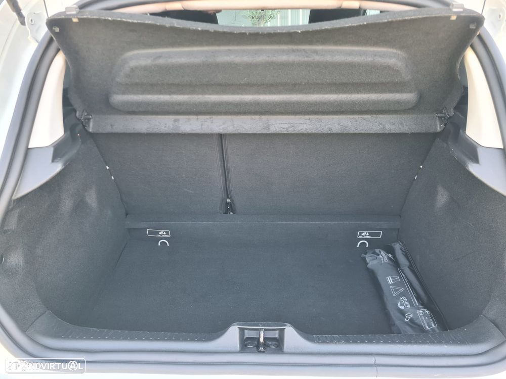 Renault Clio 0.9 TCe Limited - 9